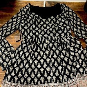 Flowy dress with pockets! Size M